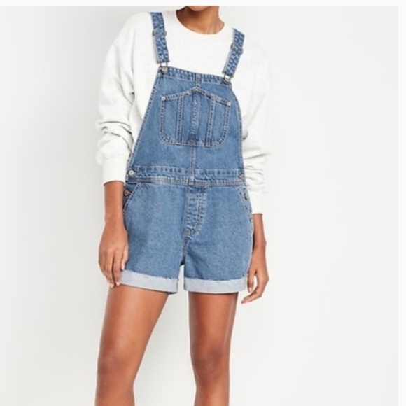 Old Navy Pants - Women’s Old Navy Denim Shortalls size XL